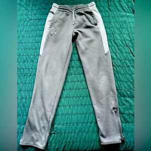 Boys Under Armour athletic pants